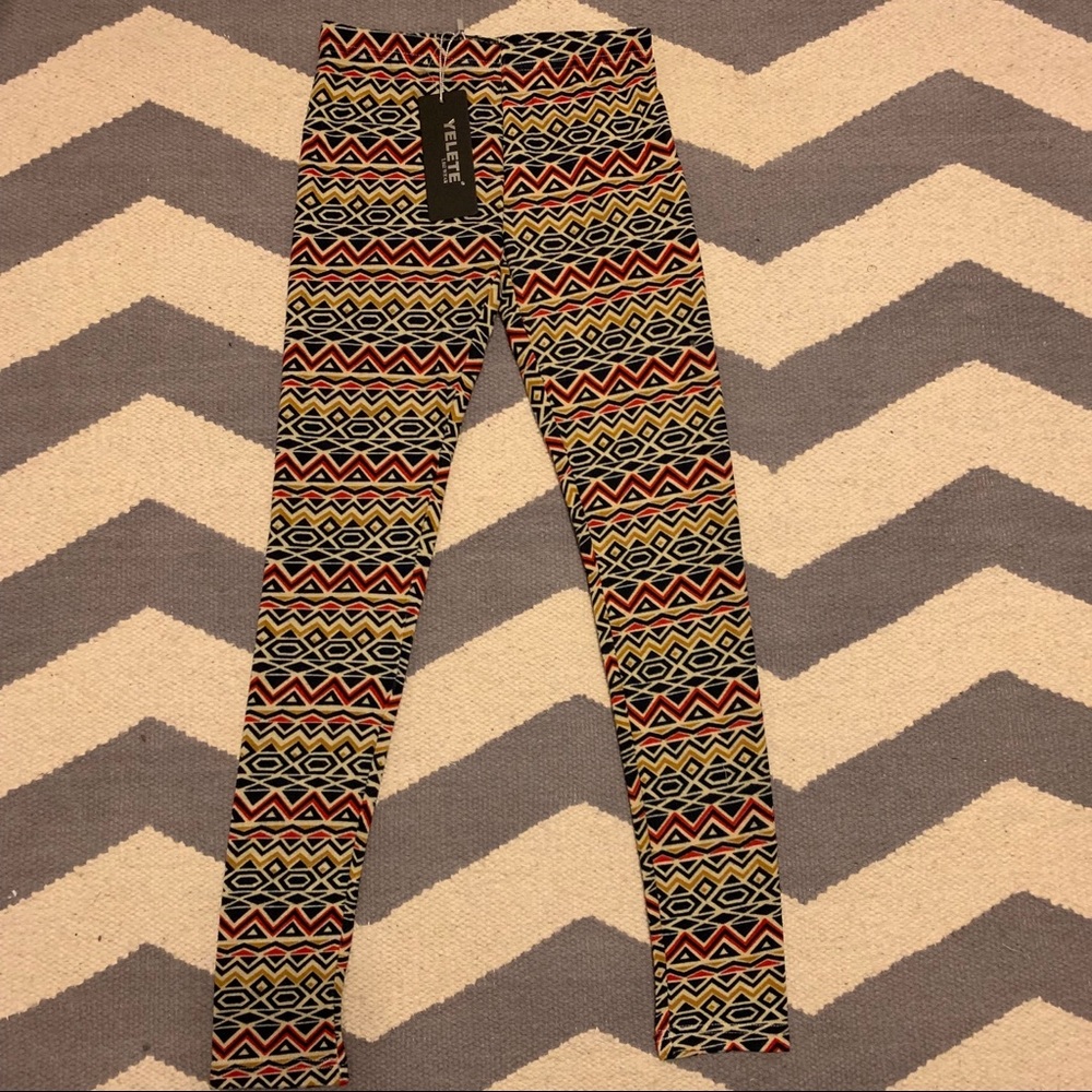 Patterned leggings